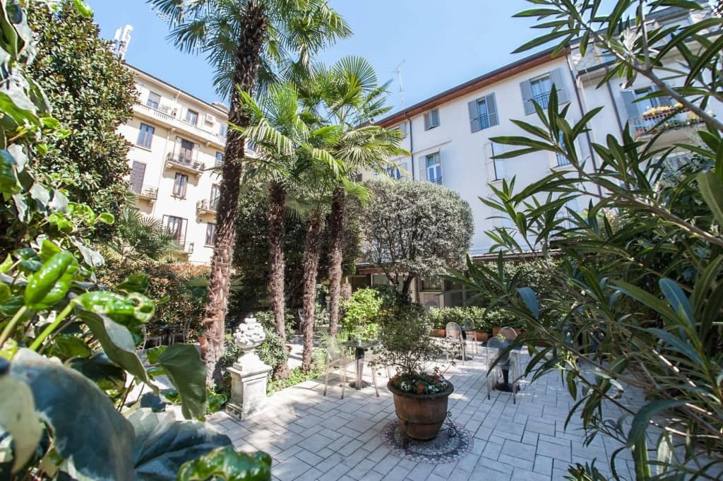 The Best Hotel - photo 18