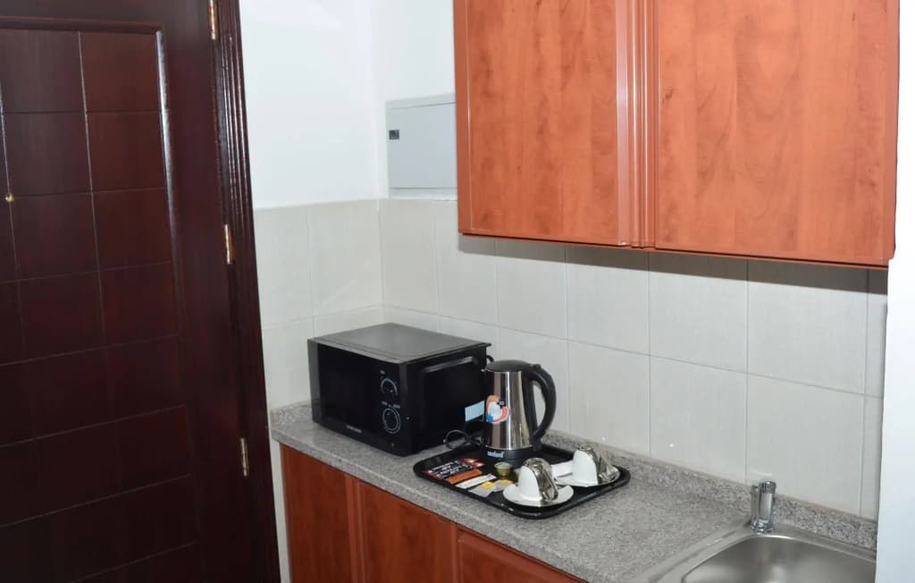 Al Khaleej Plaza Hotel Apartments - photo 16