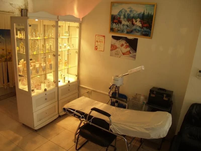 Eve's Guesthouse - photo 10