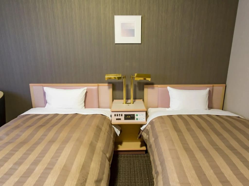 Hotel Route-Inn Tokyo Ikebukuro - photo 9