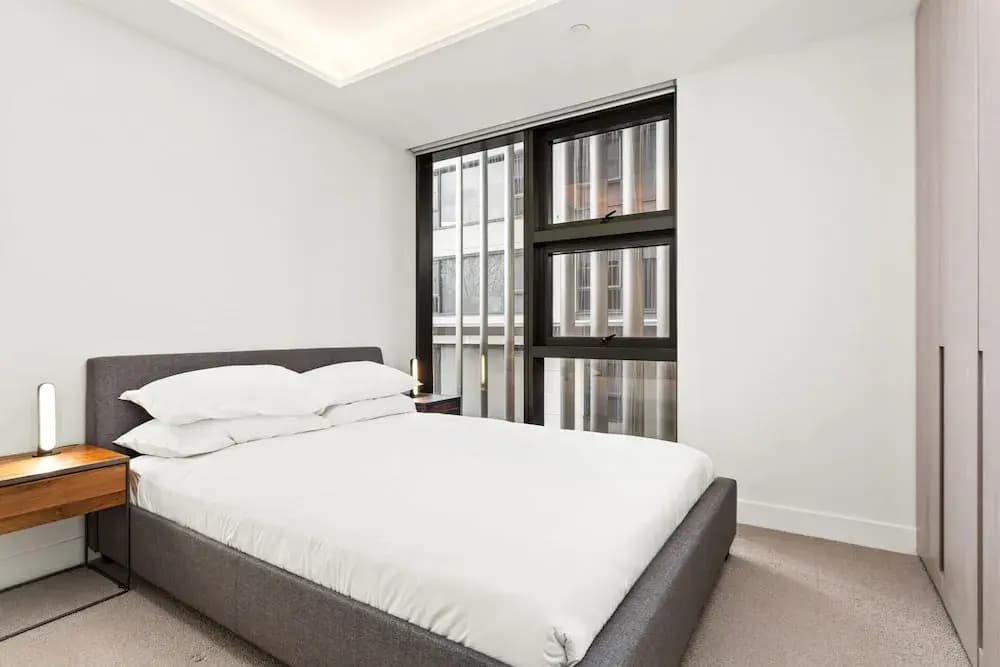 Beautiful 2-bed Unit In Incredible Location - photo 2