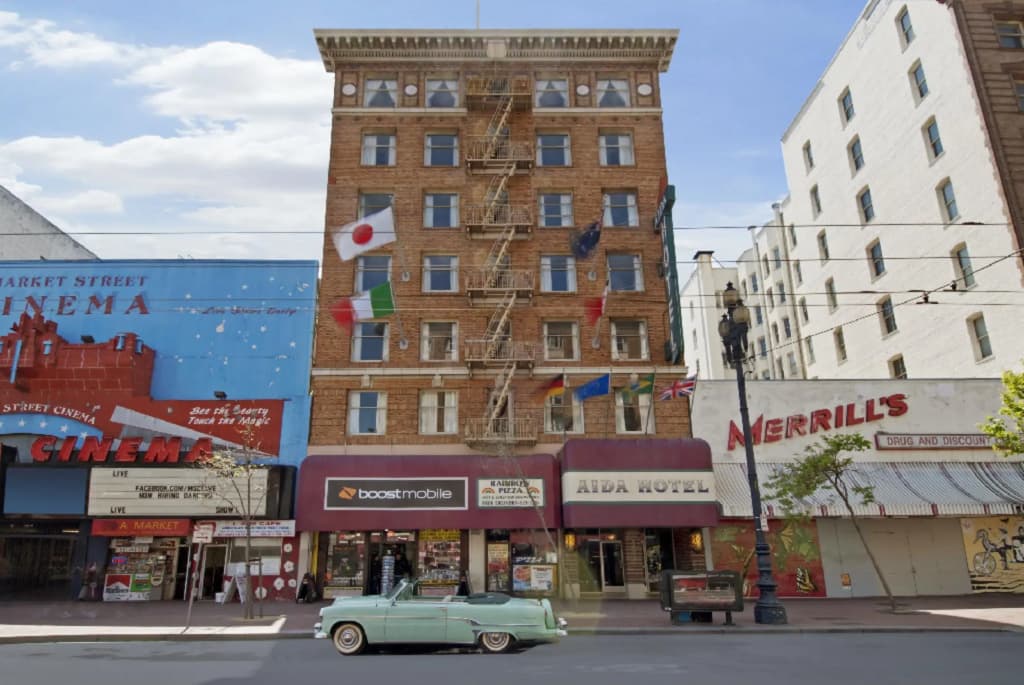 Aida Plaza Hotel - main photo