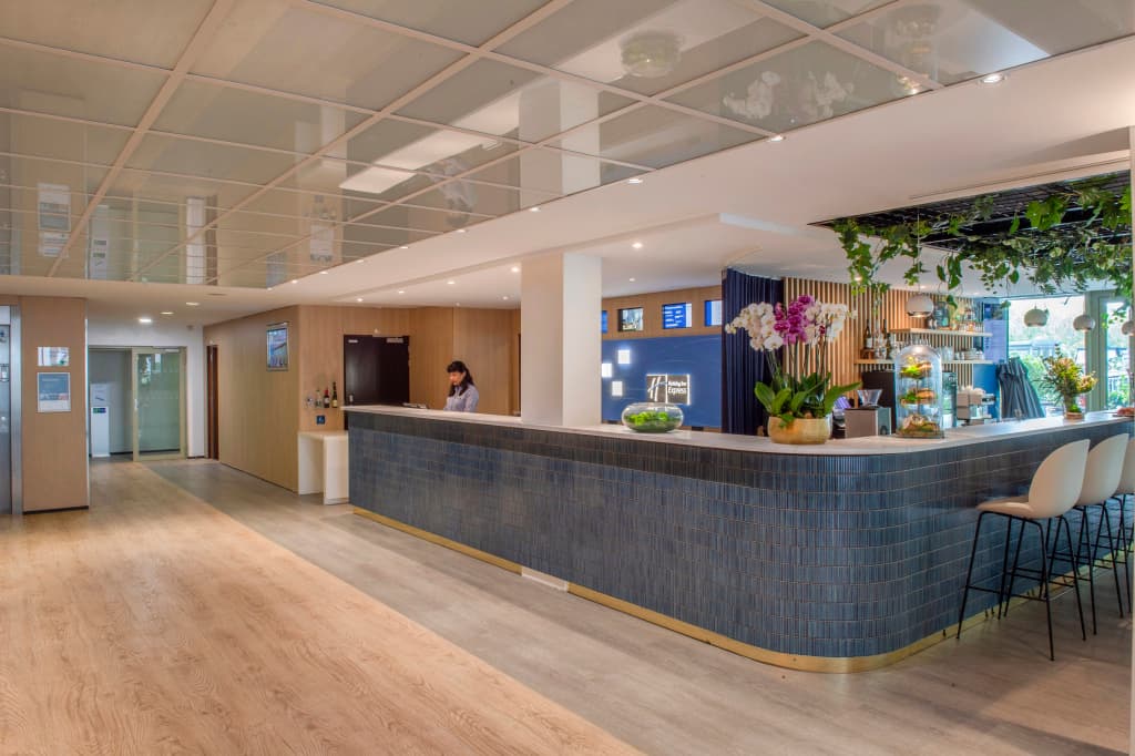 Holiday Inn Express Paris-Canal de la Villette by IHG - photo 2