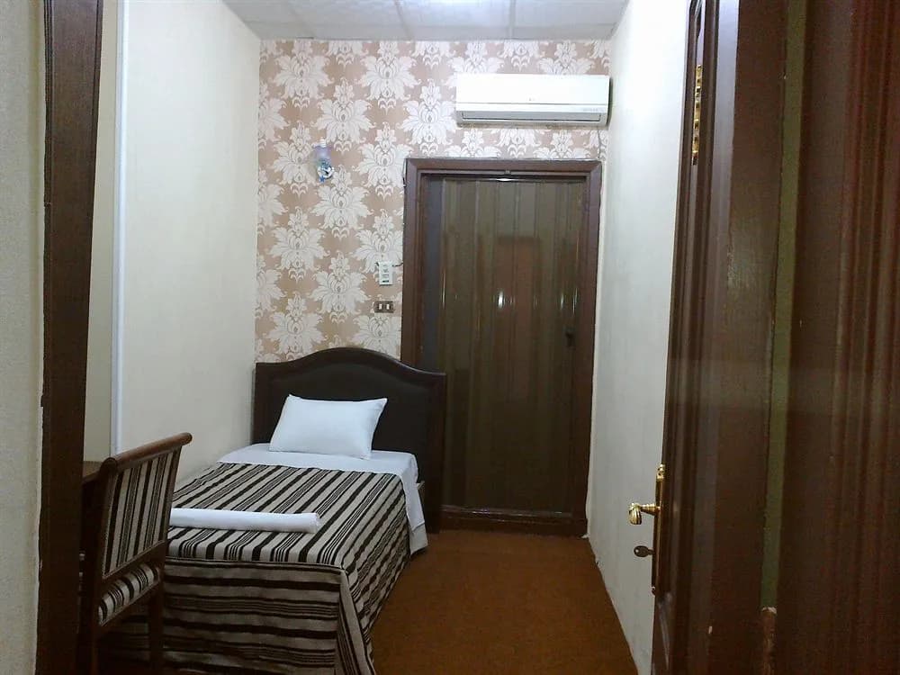 Cairo Kingdom Hotel - photo 4