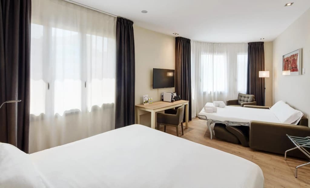 Sercotel Amister Art Hotel - photo 50
