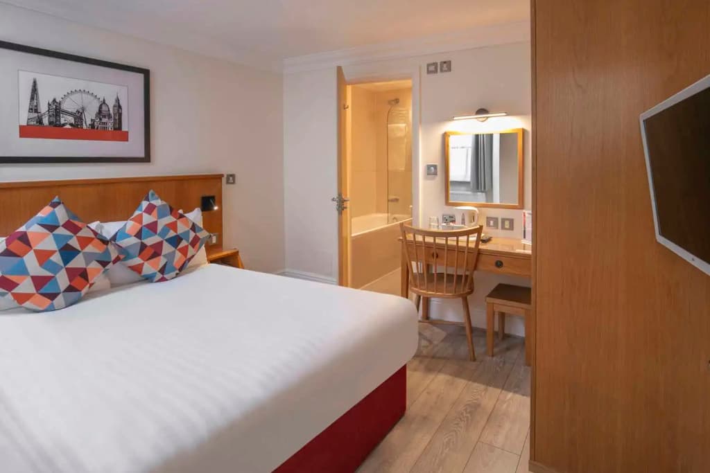 Queensway Hotel Sure Hotel Collection By Best Western - photo 44