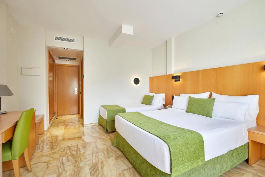 Hotel Flor Parks - photo 25