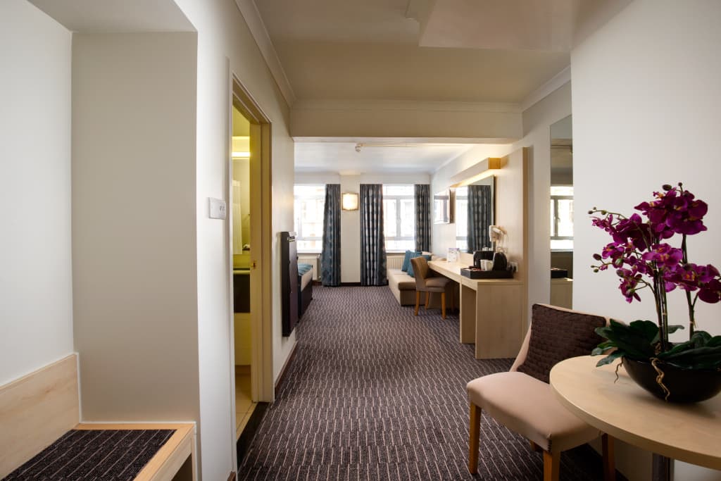 Bedford Hotel - photo 15