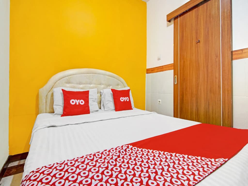 RedDoorz near Mall Of Indonesia - photo 7