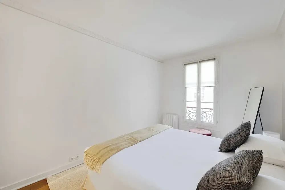 Beautiful Apartment 2br/6p - Eiffel Tower - photo 5