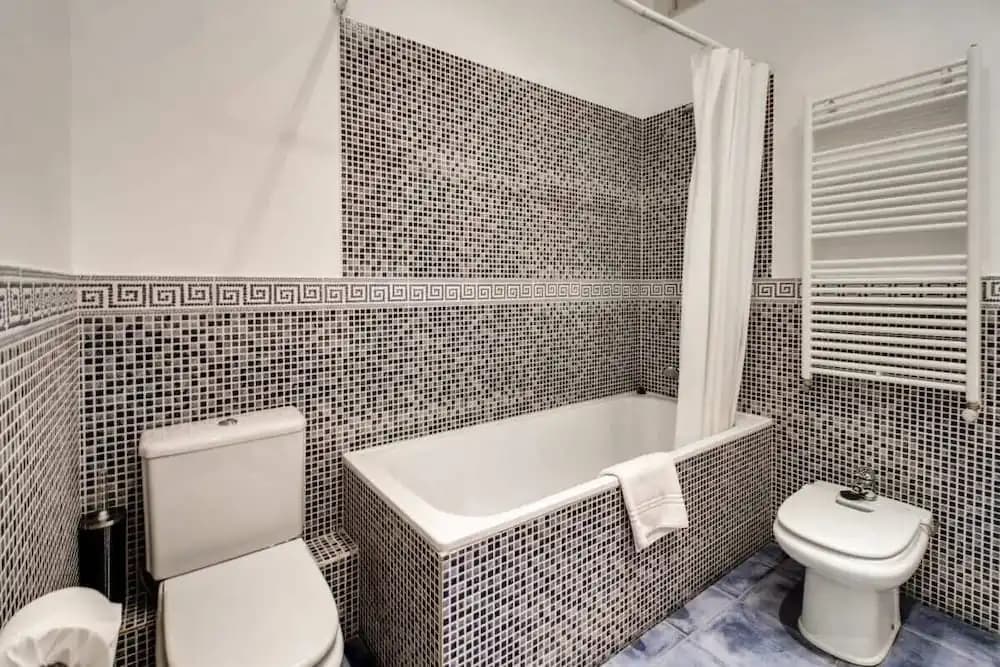 Cosy Comfortable 1 bed With Terrace in Eixample - photo 6
