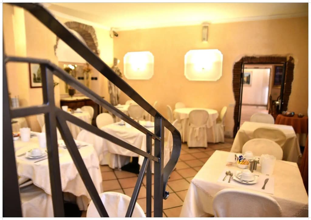 Hotel Julia - photo 9