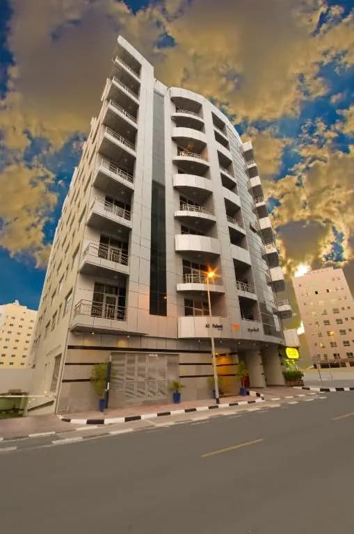 RH- 2BR apartment is Al Barsha 1, near mall & lulu - main photo