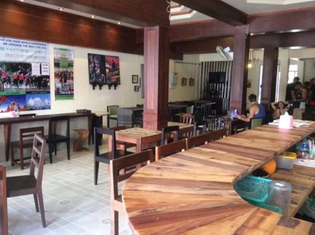 Thapae Backpackers Hostel - photo 2