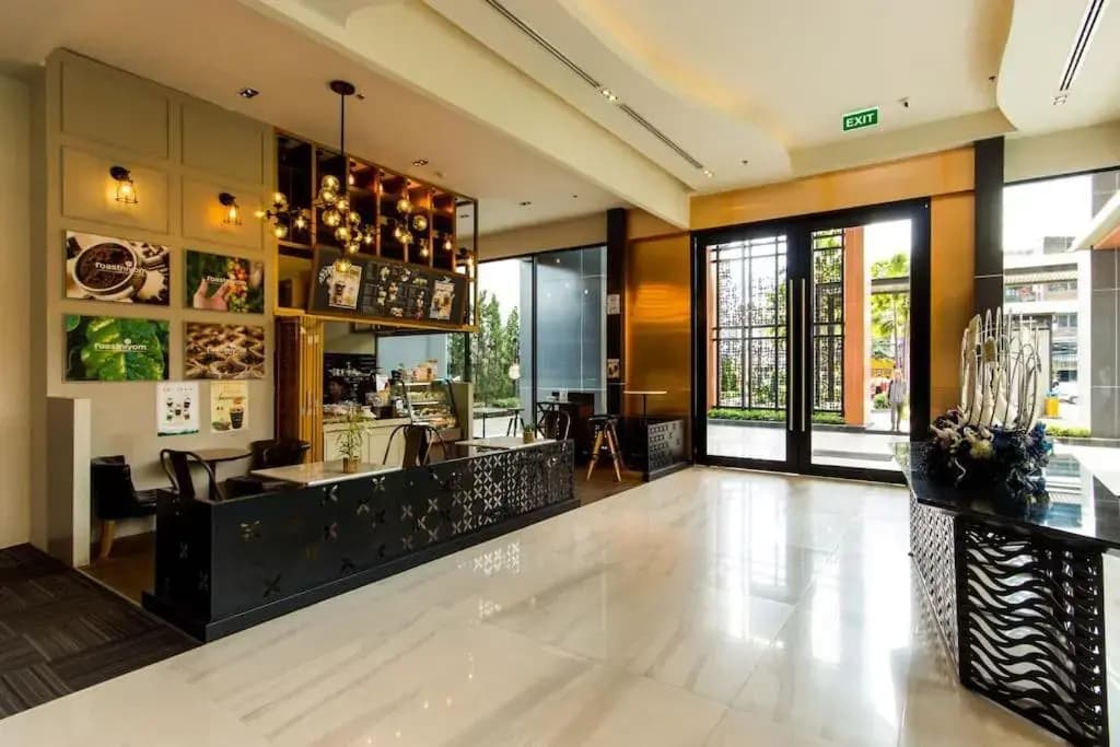 The Astra 2bedroom,close night bazaar and old city - photo 22