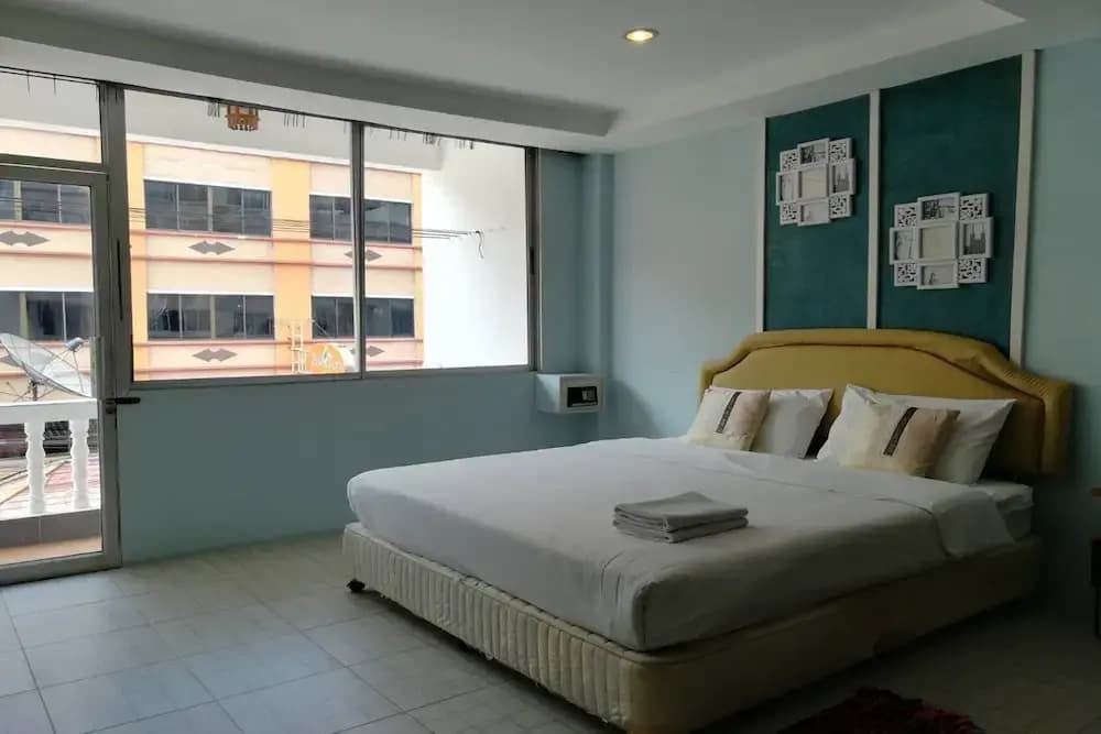 Apple Guesthouse - photo 5