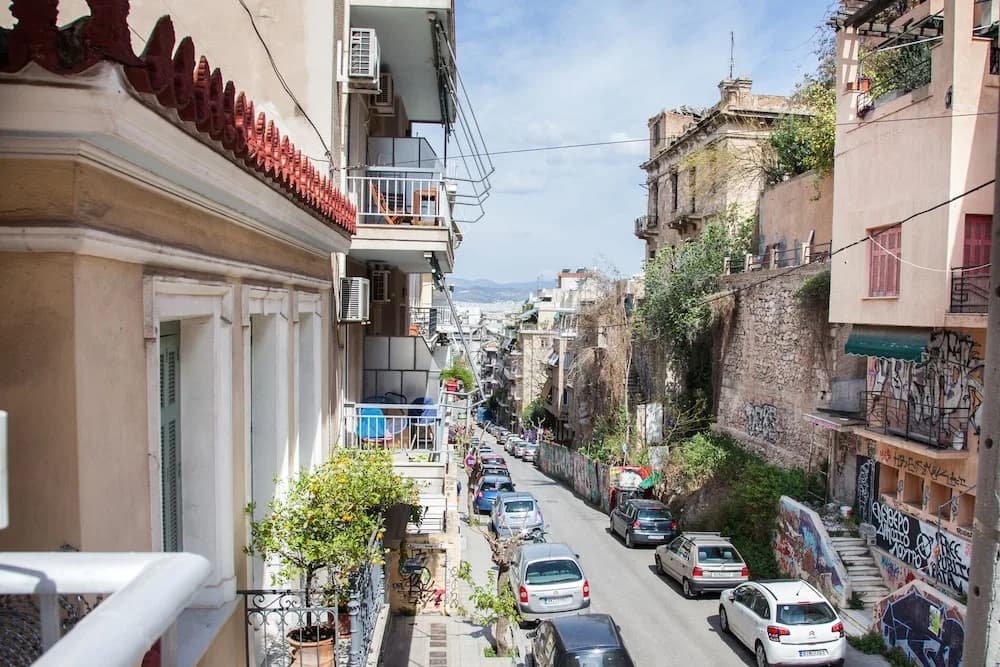 Chic 1 Bedroom Heaven in Athens - photo 11