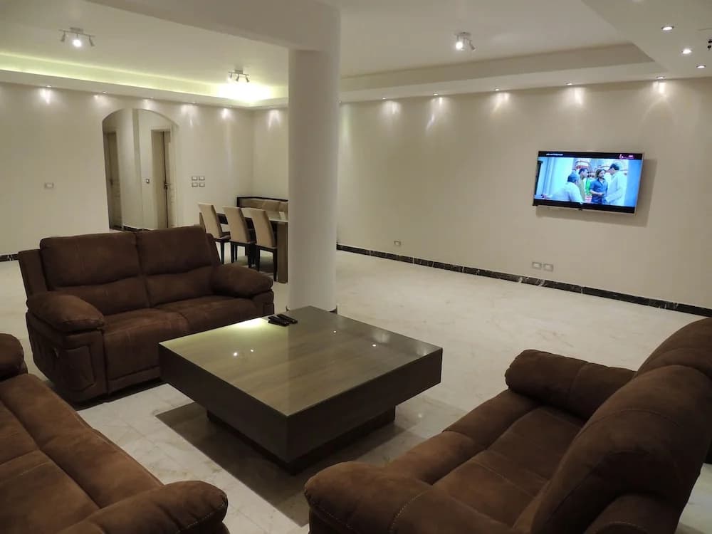 Sultan Luxurious Townhouse Near AUC - photo 11