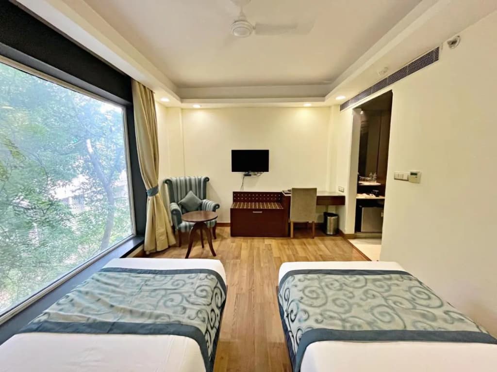 The Grand Orion - Kailash Colony - photo 36
