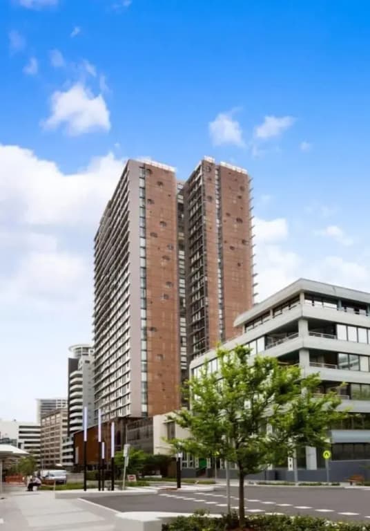Kozyguru |St Leonards | 1 Bed Best Location & View - photo 1