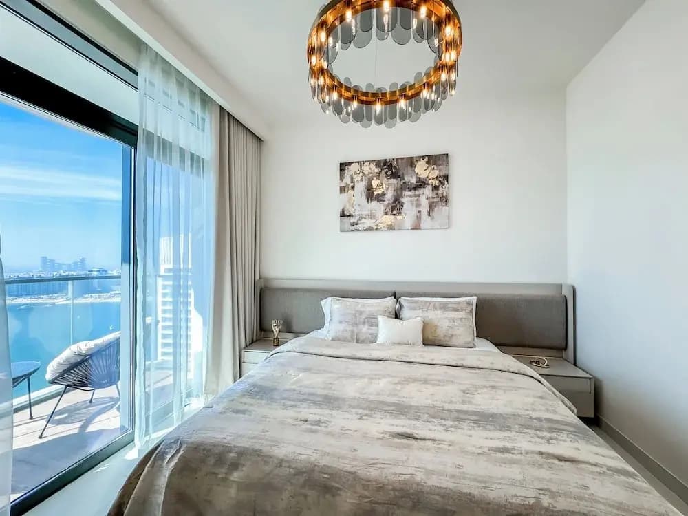 High floor Panoramic 2BR & Private Beach - photo 2