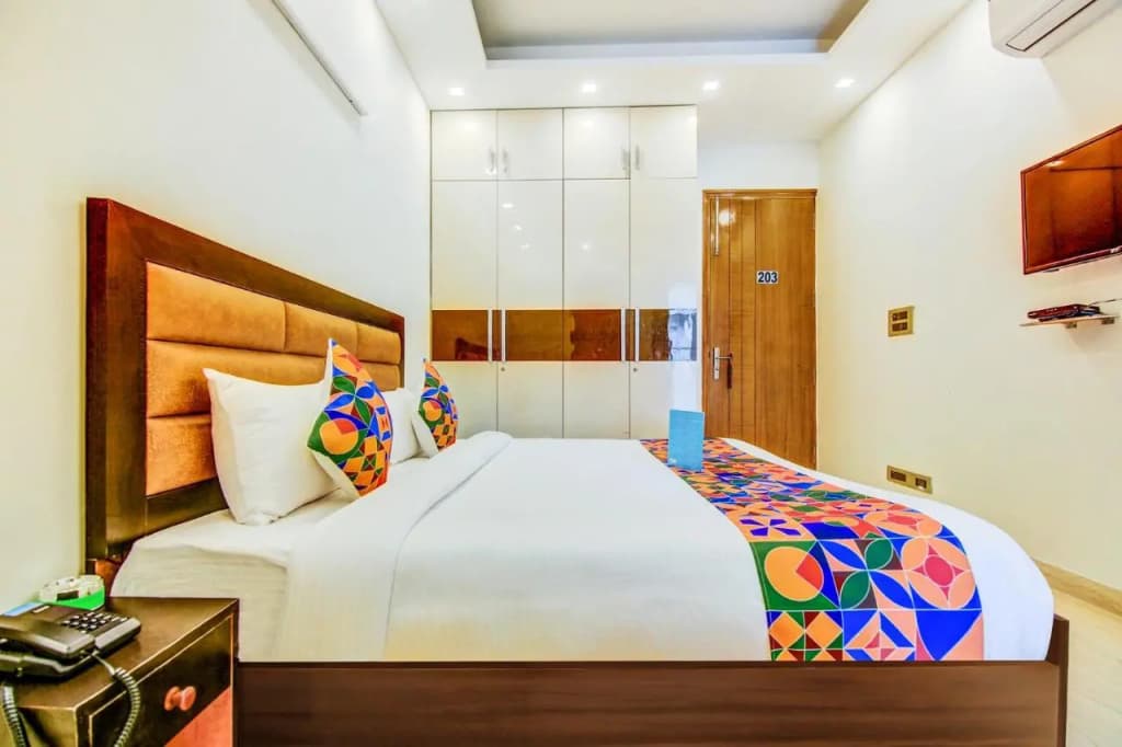 Fabhotel Floyd - photo 17