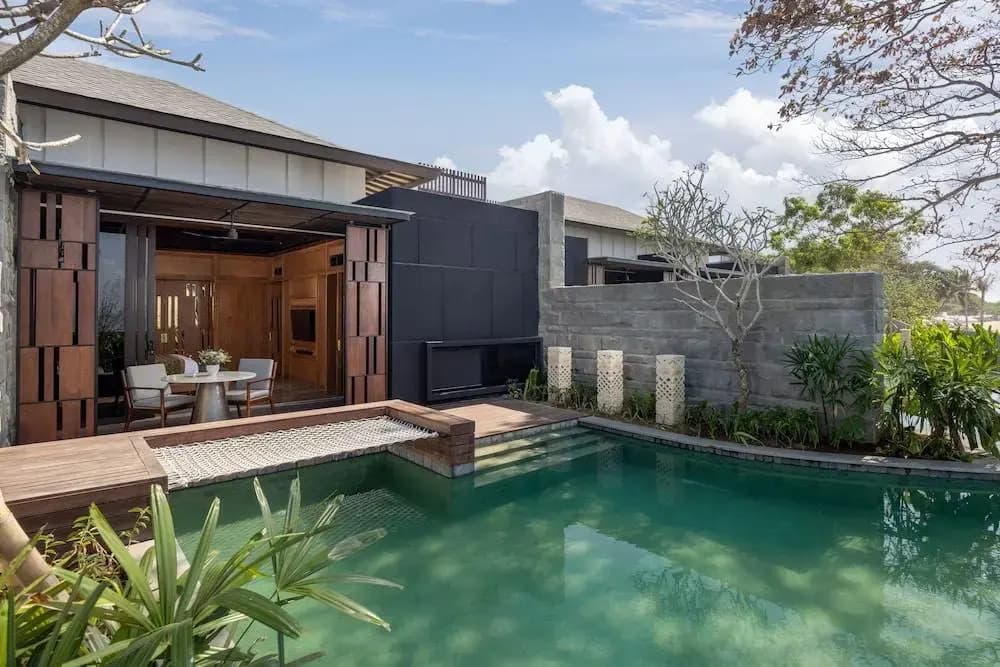 Sumitra Luxury Villas & Resort by Pramana - photo 12