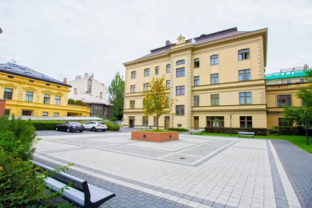 Luxurious apart.with swimming pool - photo 1