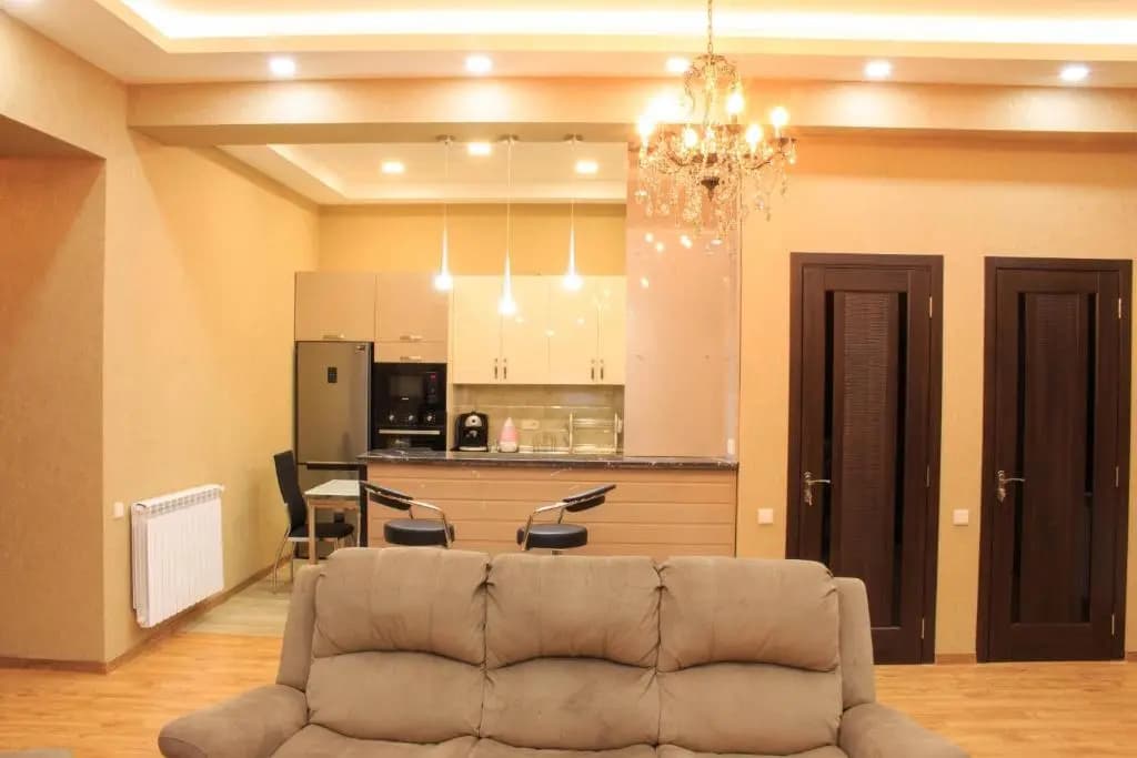 Luxury House - photo 1