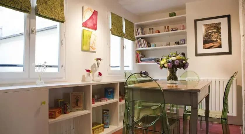 Luxurious apartment, near Louvre at the heart of Paris - photo 9
