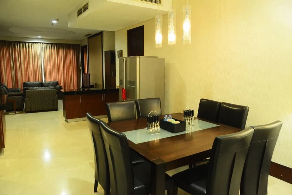 2 Bedrooms Pearl Garden by Travelio - photo 11