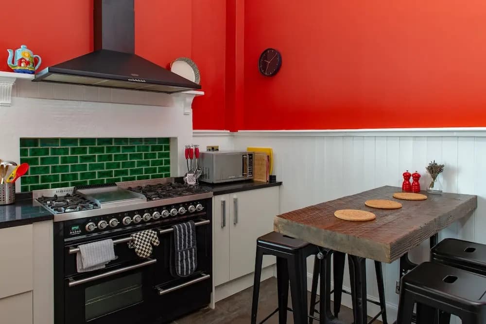 Stunning 4 Bedroom Central Edinburgh - photo 11