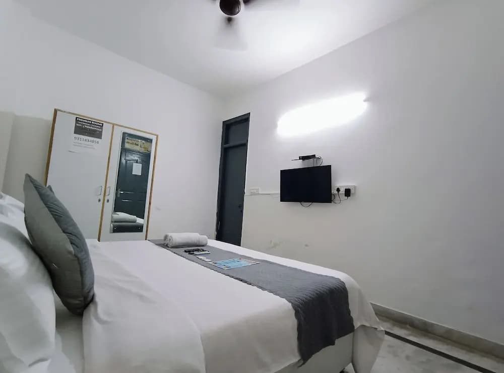 Mauryan Express Hotel @ Hauz Khas Fort - photo 6