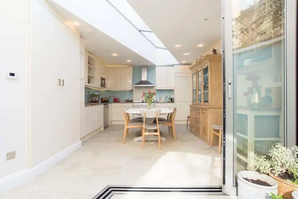 Veeve - Fulham Apartments - photo 8