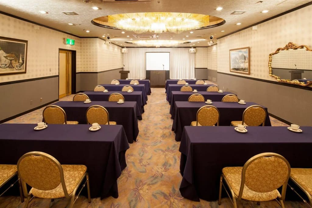 New Osaka Hotel - photo 19