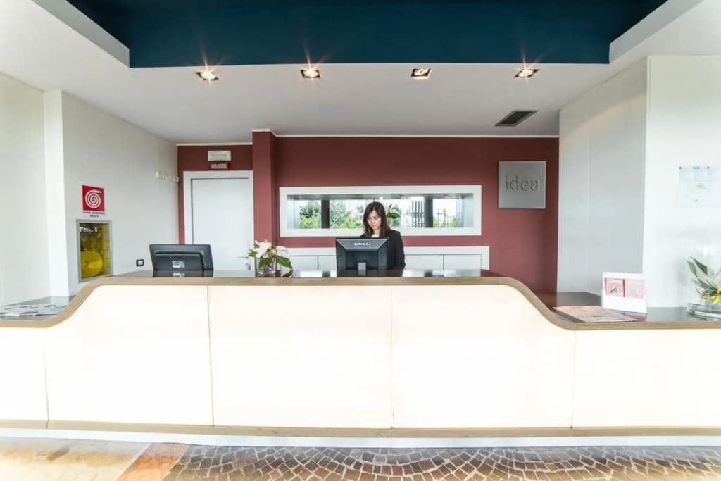 Sotel Nomentana - photo 2
