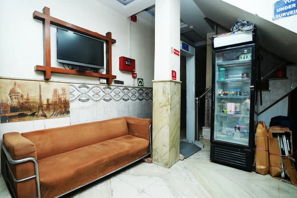 Hotel Ashirwad near New Delhi Railway Station, Paharganj - photo 7