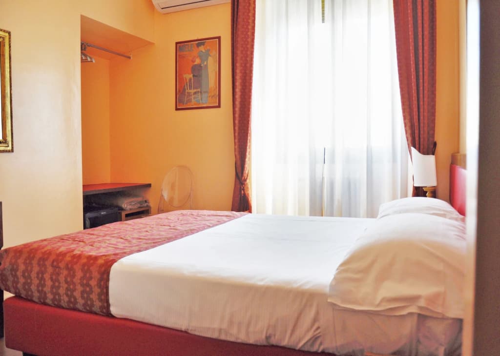 Hotel San Guido Porta Volta - photo 7