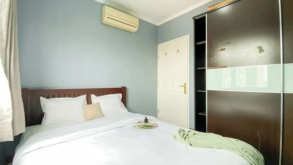 Spacious And Comfy 3Br At Puri Garden Apartment - photo 14