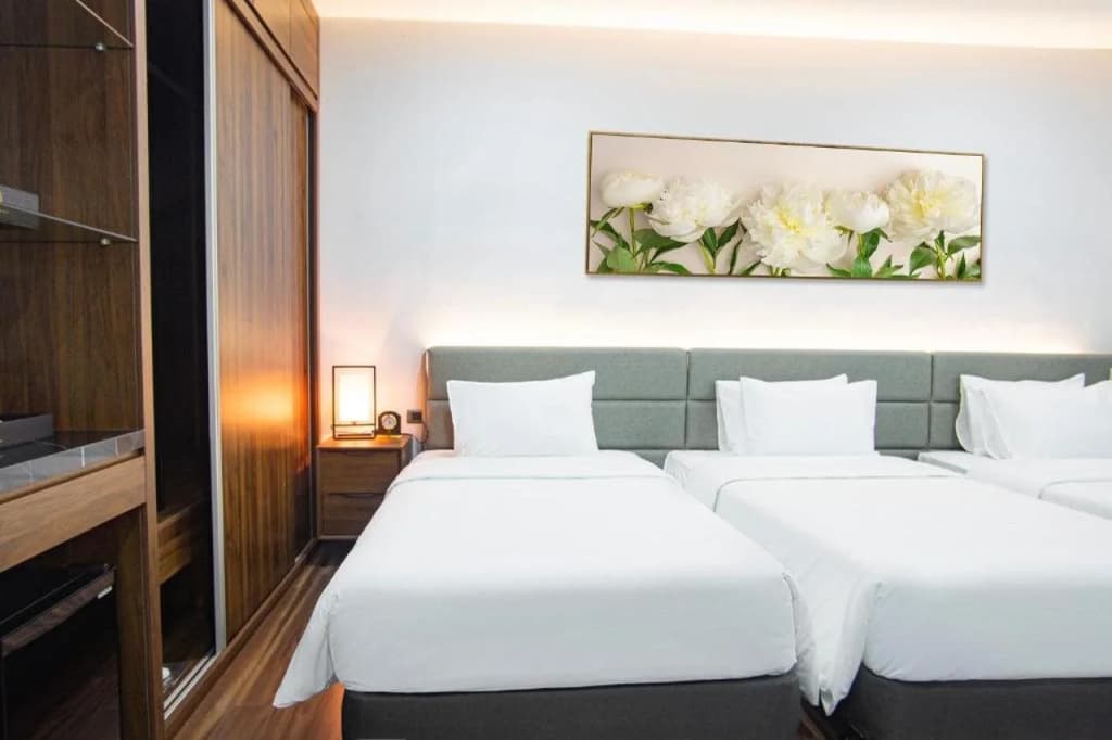 Western Skyline Hotel - photo 5