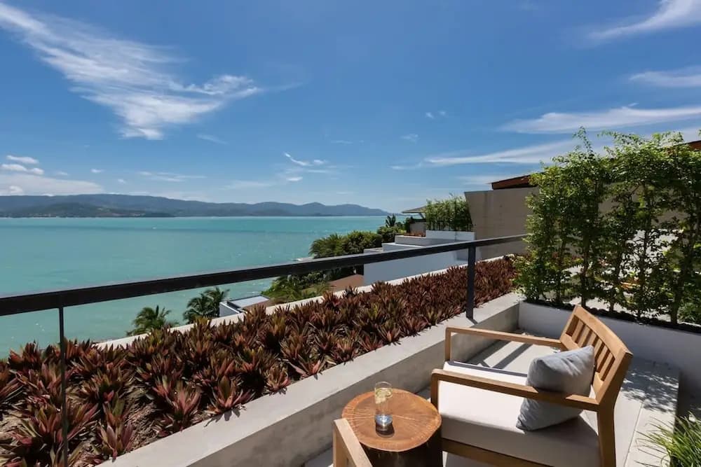 Gamay 3-bedroom Villa With Beach Access - photo 15