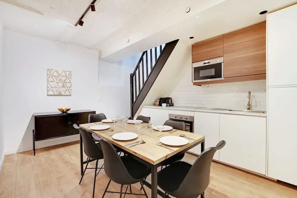 Welcoming Apartment -2br/8p- Bel-air - photo 16