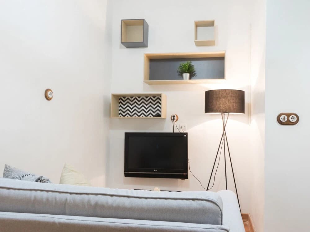Room to Rent Augusto Figueroa - photo 6