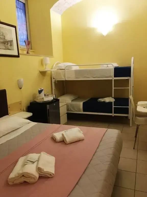 St Peter Square Holiday House - photo 25
