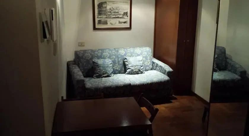 Rome First Class Private Apartments - photo 2