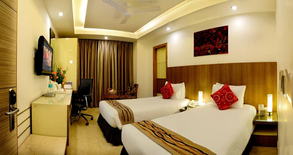 Iris Park Hotel - photo 3