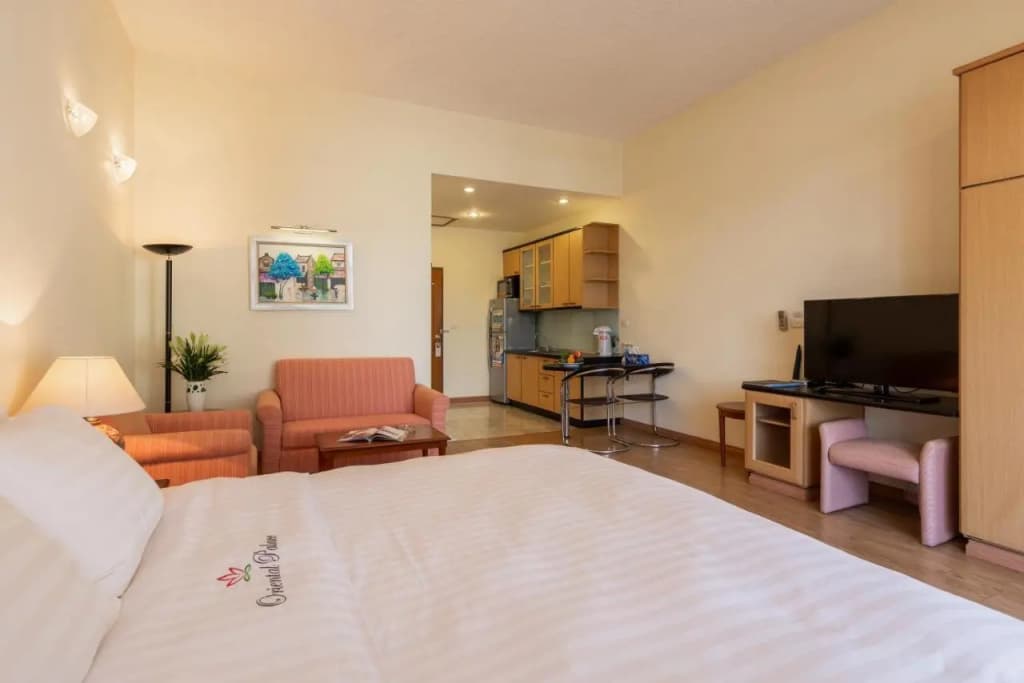 Oriental Palace Apartments Hanoi - photo 30