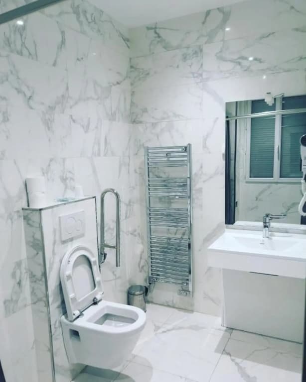 Modern's Hotel - photo 14