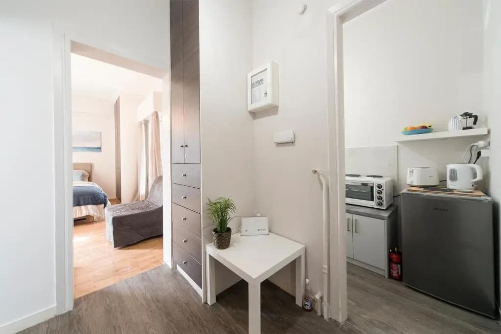 EL GRECO bright, airy penthouse in trendy Petralona - photo 4