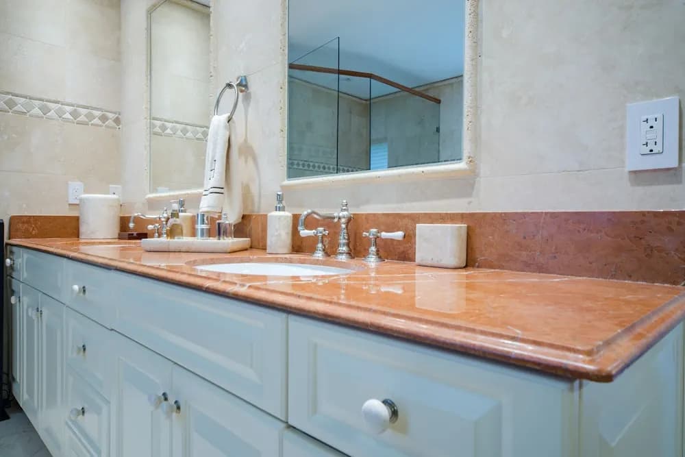 Crystal Court Estate - Four Bedroom Home - photo 15